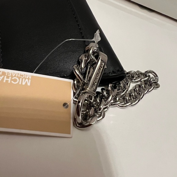 ❌SOLD❌Michael Kors (R $98) Jet sets cards holder/ Wristlet - Picture 2 of 9